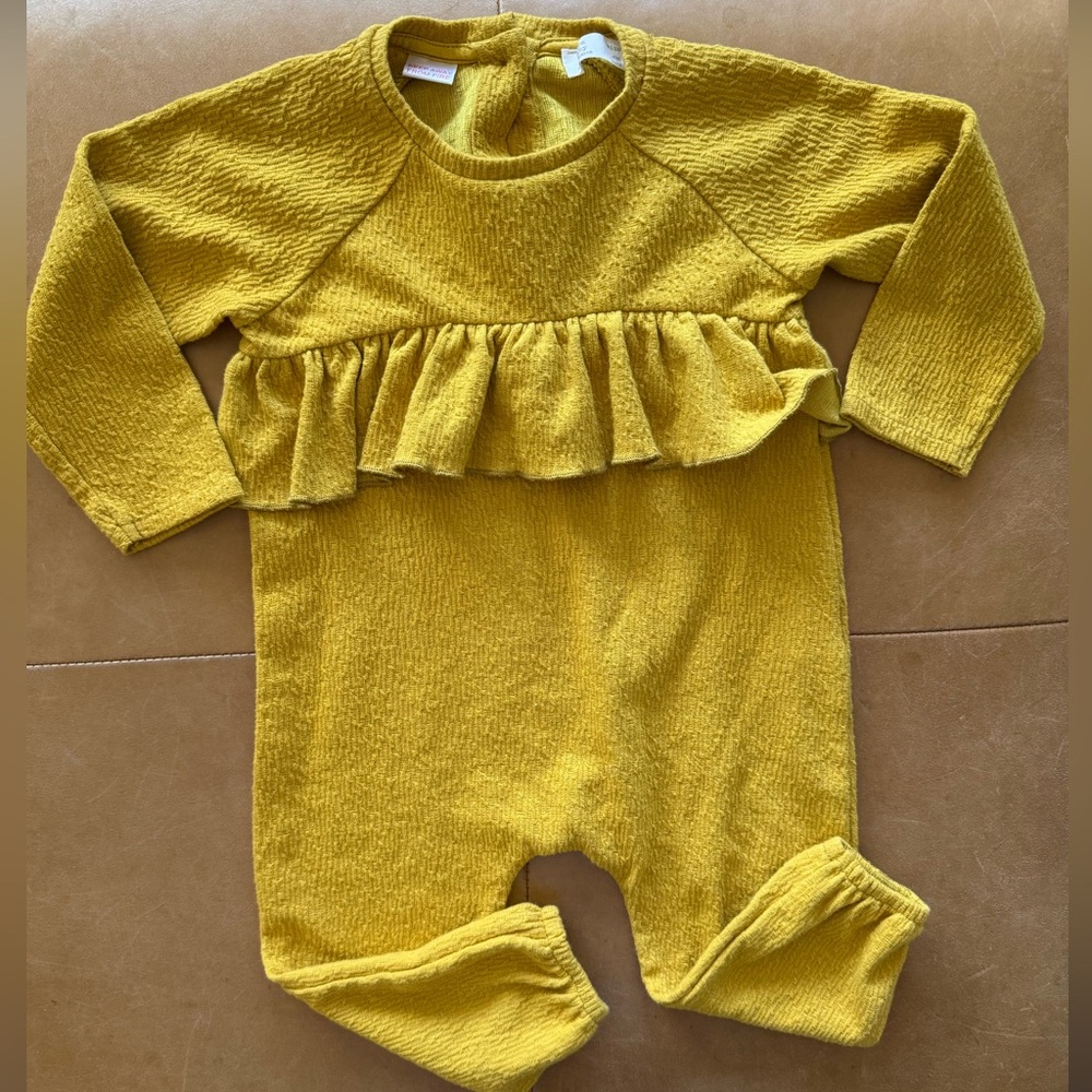 💙$5 FLASH SALE💙 Zara Jumpsuit 12-18M